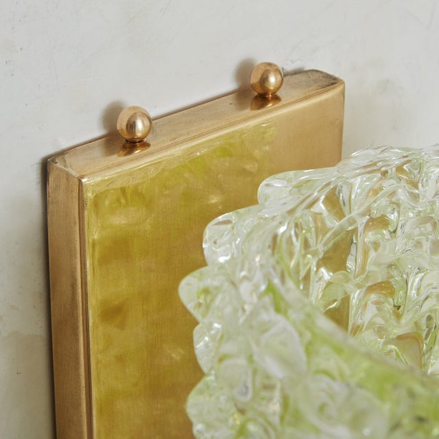 Modern Pair of Green Italian Rostrate Style Handblown Glass Sconces with Brass Bases For Sale - Image 3 of 9
