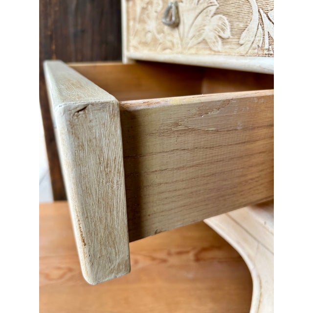 Off-white 1960s Organic Modernist | the Foliate Nightstand | Acanthus Relief For Sale - Image 8 of 11
