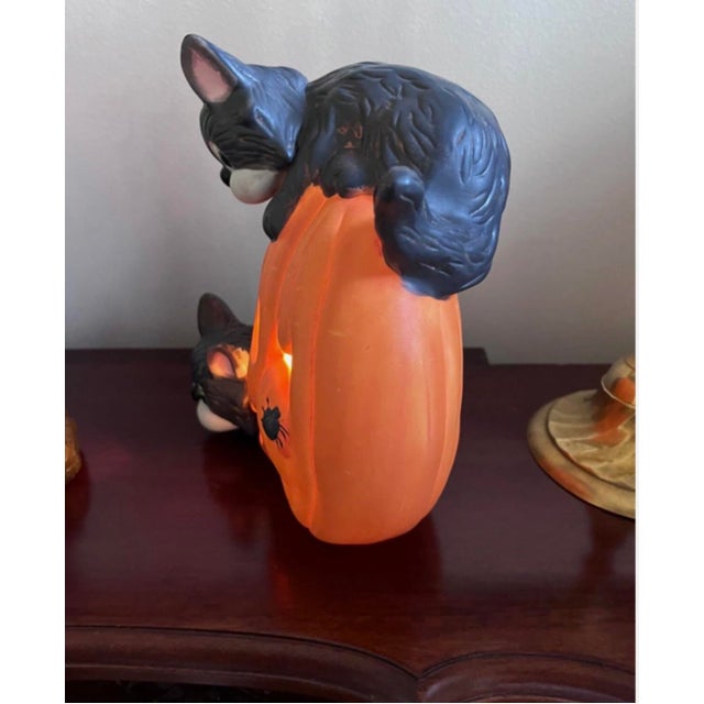 1990s 1990s Figurative House of Lloyd Christmas Around the World Scaredy Cats Halloween Pumpkin Light For Sale - Image 5 of 7
