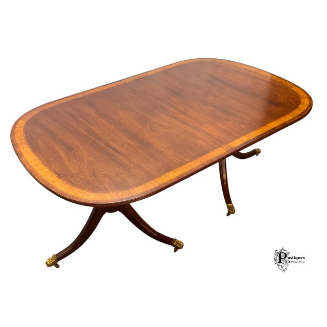 Vintage Traditional Federal Style Mahogany & Satinwood Banded Extension Dining Table For Sale - Image 9 of 12