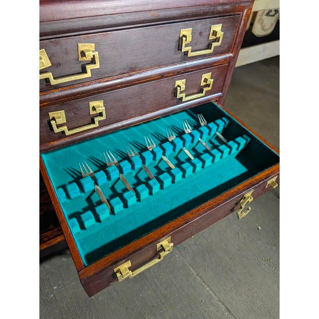 Wood Mid 20th Century George Zee & Co. George III Style Rosewood Tea Cart / Serving Trolley For Sale - Image 7 of 15