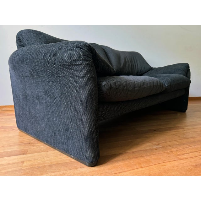 Vico Magistretti Black 2-Seater Loveseat Maralunga Sofa Cassina, Italy, 80s For Sale - Image 11 of 16