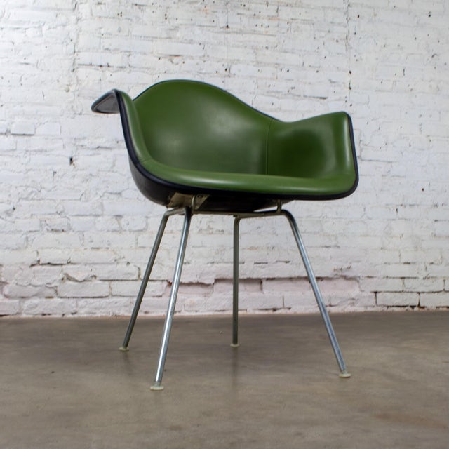 Mid-Century Modern 1971 MCM Eames Herman Miller Molded Fiberglass Shell Armchair Upholstered Green Naugahyde Galvanized H Base For Sale - Image 3 of 18
