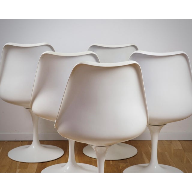 Mid-Century Modern Tulip Chairs by Eero Saarinen for Knoll International, Set of 5 For Sale - Image 3 of 18