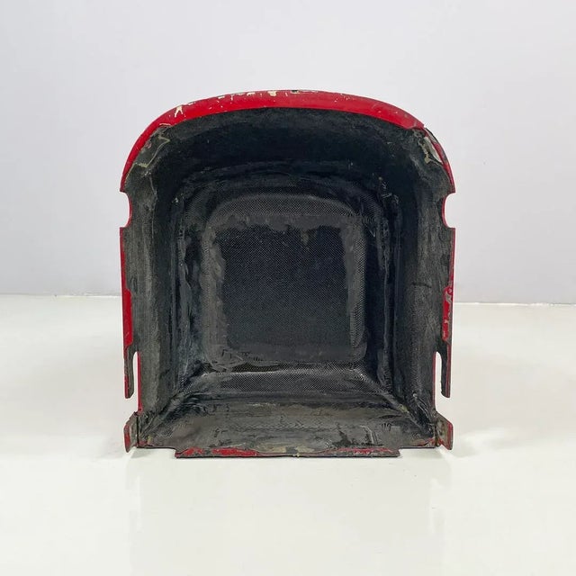 Italian Modern Front Nose from La Dallara F.3000, 1990s, 1988 For Sale - Image 16 of 18