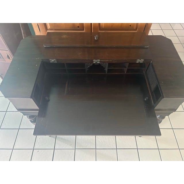 1920s Mahogany Spinet Writing Desk, Attributed to Bay View Furniture Co., Style 357 For Sale In Naples, FL - Image 6 of 10