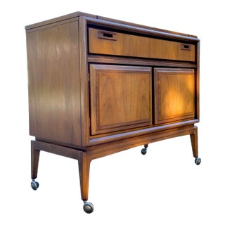 Mid-Century Fold-Out Dry Bar on Casters For Sale