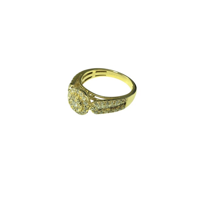 Late 20th Century 14 Karat Yellow Gold Diamond Cluster Halo Ring, Size 7 For Sale - Image 4 of 8