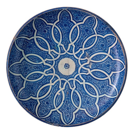Large Moroccan Fez Blue & White Ghotar Dish, 1800s For Sale