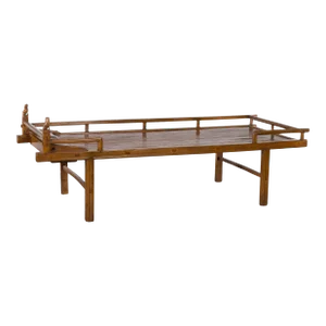 19th Century Chinese Qing Dynasty Elm & Bamboo Seat Daybed with Guardian Lions