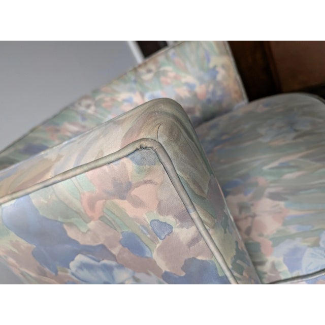 Vladimir Kagan? Floating Lucite Swivel Style Lounge Chair, Circa 1960s For Sale - Image 4 of 10