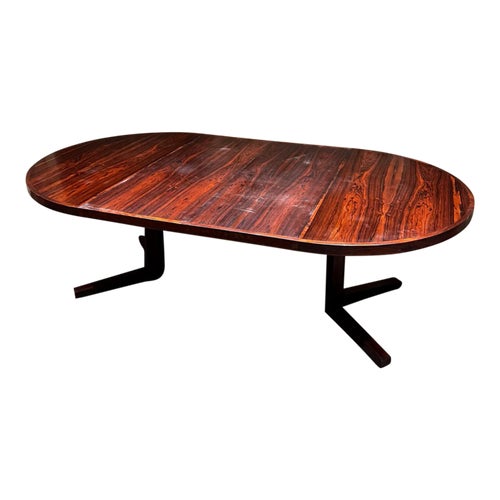 1970s Dyrlund Scandinavian Modern Extendable Rosewood Dining Table