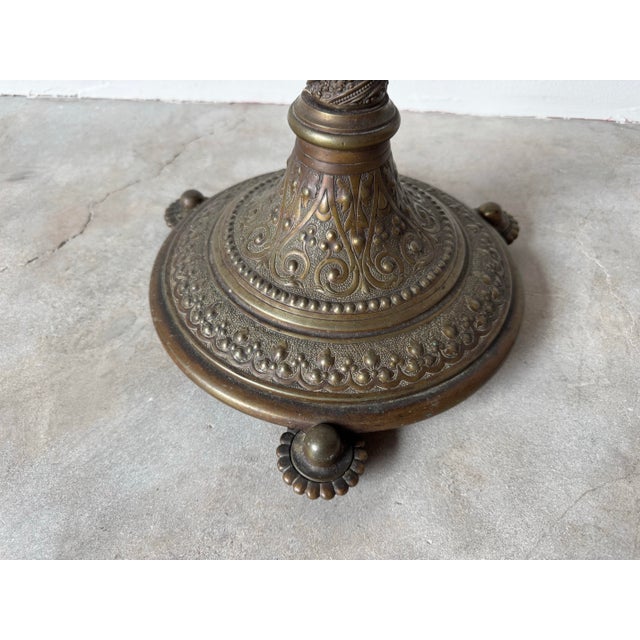 1980s Vintage Regency Style Side Table – Burlwood Top With Brass Base For Sale - Image 9 of 10