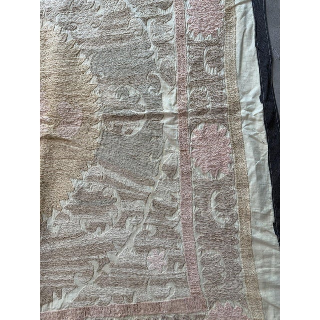 Uzbekistan Suzani Embroidered Wall Hanging 4'5'' X 4'6'' For Sale In New York - Image 6 of 7