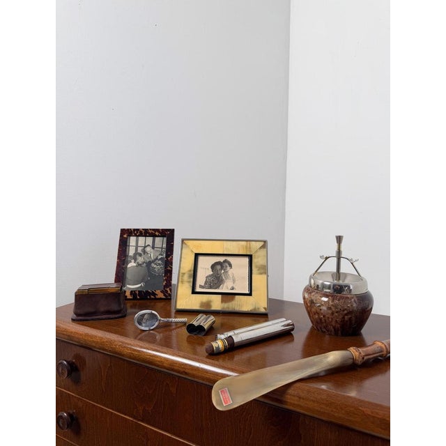 We are pleased to offer for sale a refined mid-20th century tabletop frame, an object that combines modern taste with a...