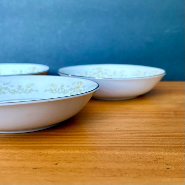 Ceramic Vintage Regal Towne House Dessert Bowls Set of 3 • Cotillion Floral Pattern • Silver Trim For Sale - Image 7 of 11