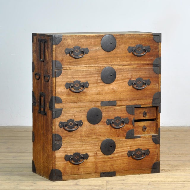 Japanese Tansu Chest of Drawers, 1870s For Sale - Image 3 of 14