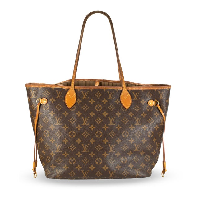 Brand: Louis Vuitton Gender: Ladies Measurements: (W x H x D): 12.75" x 11.25" x 6.25" Total Weight: 550.00 grams Vintage...