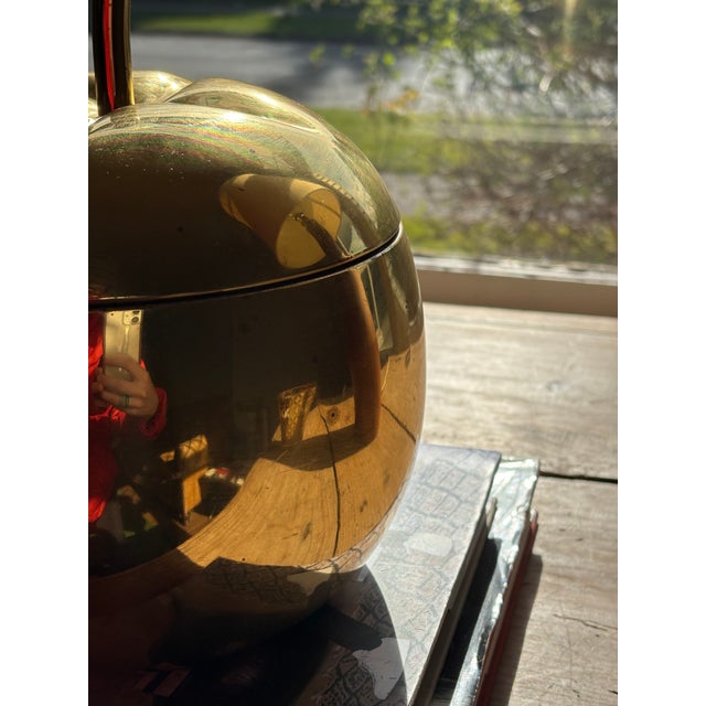 Vintage Apple-Form Lidded Ice Bucket / Decorative Container – Mid-Century Modern Sculptural Decor For Sale - Image 4 of 15