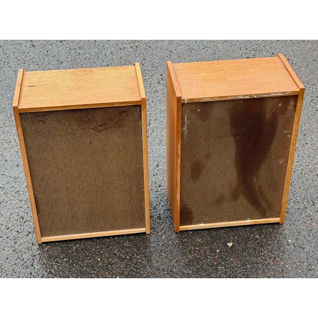 Brown Danish Floating Bedside Tables in Oak, 1960s, Set of 2 For Sale - Image 8 of 16