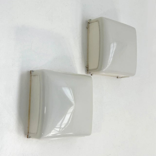 1960s White Cnosso Wall Lamp by Angelo Mangiarotti for Artemide, 1960s For Sale - Image 5 of 8