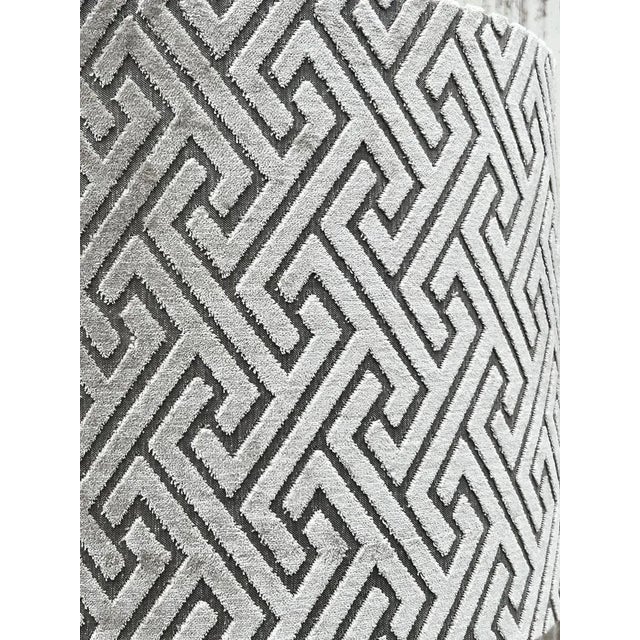 French Style Table Lamp in Ceramic from Maison Le Dauphin For Sale - Image 4 of 11