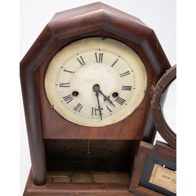 Traditional New Haven Clock Co. Mantle Clock For Sale - Image 3 of 12