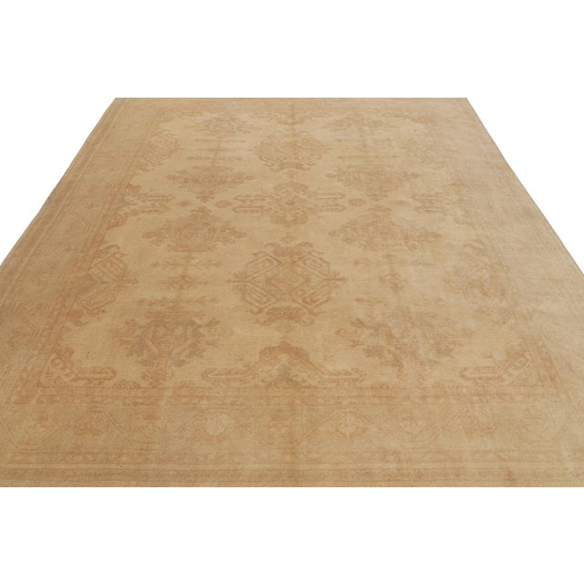 1950s Vintage Turkish Oushak Rug, Golden-Brown Geometric Medallions - Rug & Kilim For Sale - Image 5 of 8