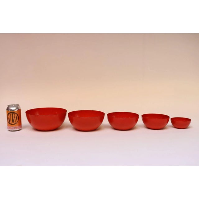 Set of Five Finnish Modern Red Enamel Nesting Bowls by Kaj Franck for Finel For Sale In New York - Image 6 of 18