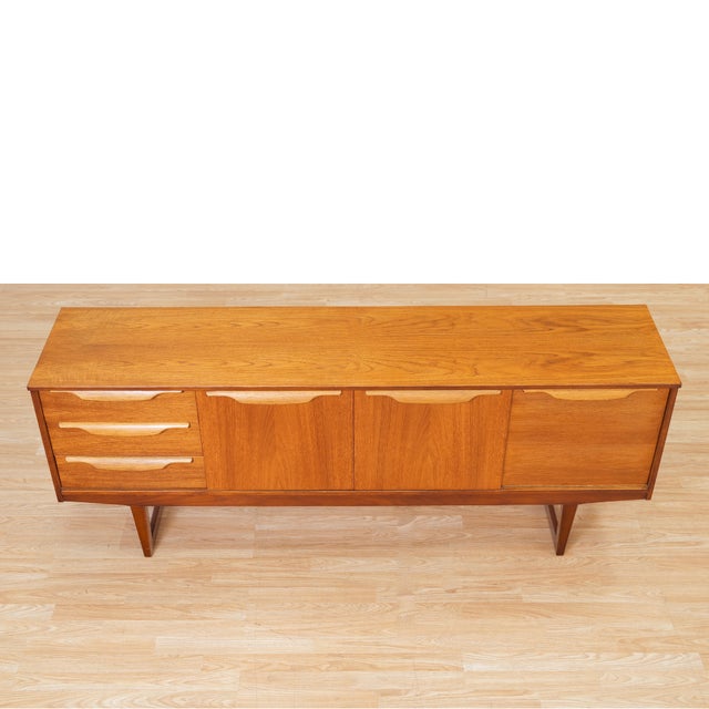 Mid Century Teak Credenza Attributed to Stonehill Furniture For Sale - Image 4 of 10