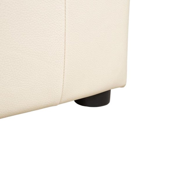 Cream Oslo Leather Four-Seater Cream White Eggshell Sofa from Stressless For Sale - Image 8 of 17