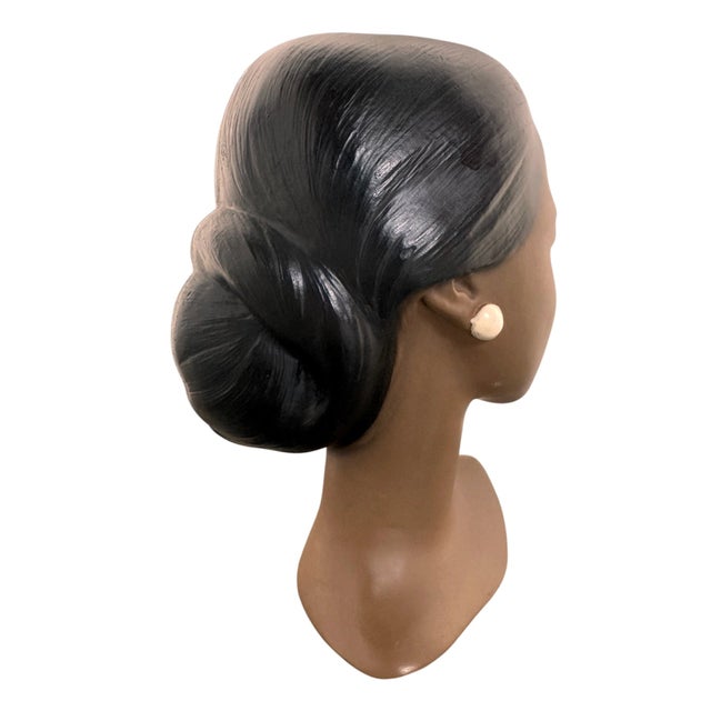 Brown Mid 20th Century Biographic Bust (Attributed to Marwal) For Sale - Image 8 of 12