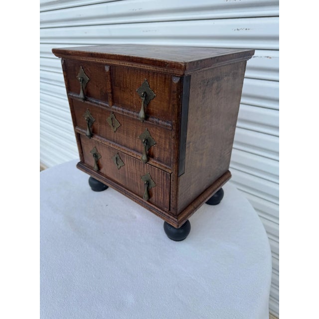 Traditional Miniature Antique George Iii Style Curly Maple Chest For Sale - Image 3 of 12