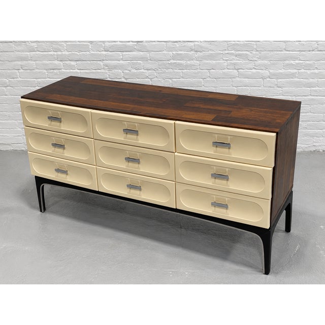 Mid Century Modern Plastic + Rosewood Credenza / Long Dresser by Vallieres, C. 1960's For Sale - Image 11 of 13