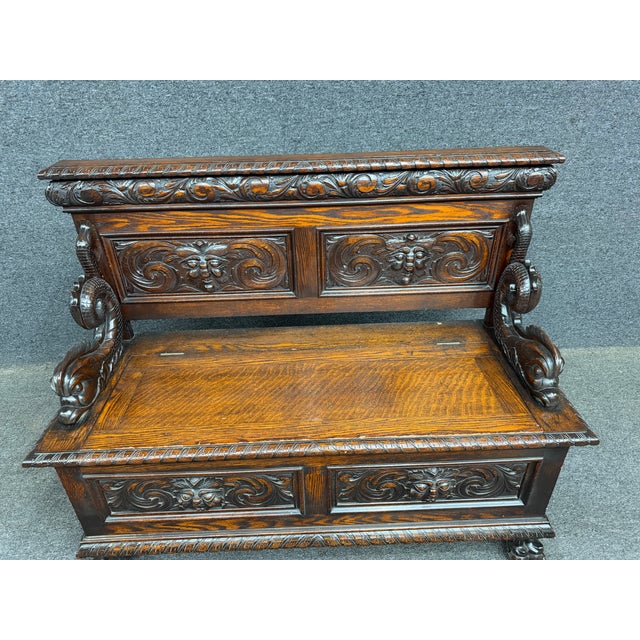 Traditional Rj Horner Style American Carved Quarter Sawn Oak Hall Bench With Lift Seat Storage For Sale - Image 3 of 12