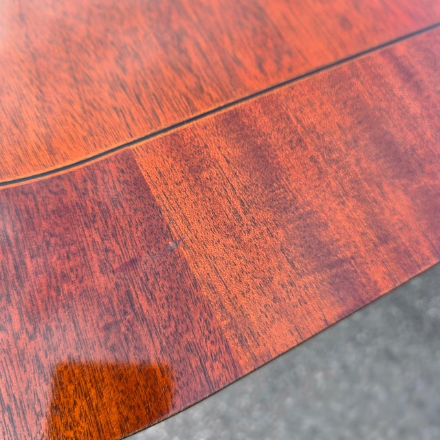 Late 20th Century Baker Furniture Georgian Banded Mahogany Double Pedestal Extension Dining Table For Sale - Image 12 of 15