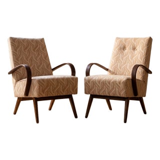 Bentwood Lounge Chairs by Jaroslav Šmídek, 1950s, Set of 2 For Sale