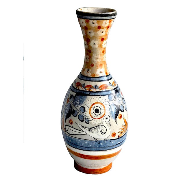 1960s Tonalá Mexico Burnished Glaze Ceramic Tall Fluted Vase For Sale In Miami - Image 6 of 11