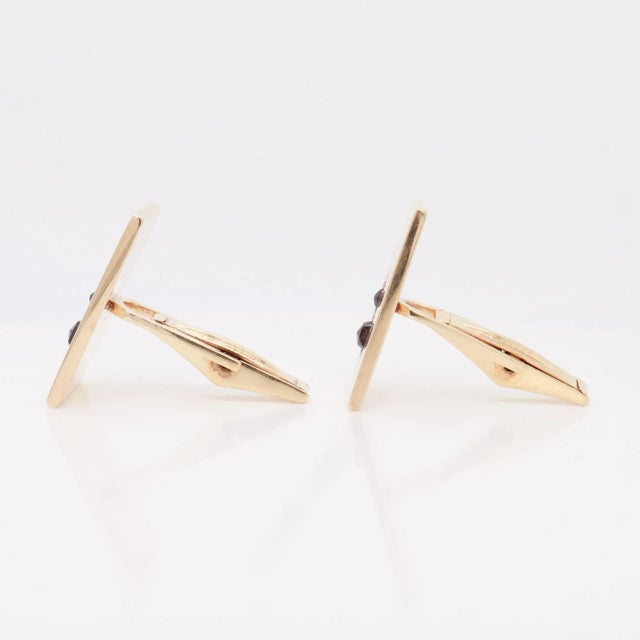 Pair of Mid-Century Modern 14k Gold & Garnet Spider Cufflinks For Sale - Image 4 of 10