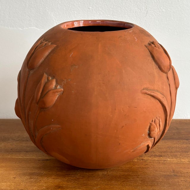 1970s Tulip Terra Cotta Vase For Sale - Image 4 of 7