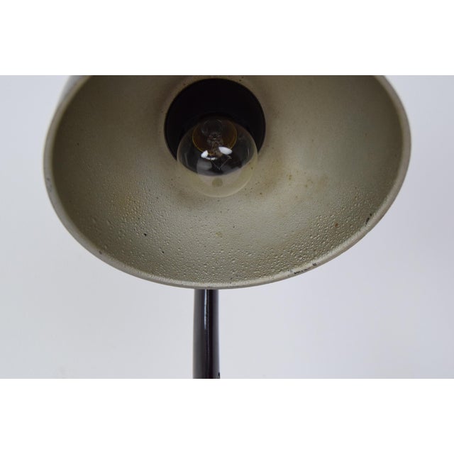 1940s Adjustable Bakelite Table Lamp attributed to Eric Kirkman Cole, 1940s For Sale - Image 5 of 14