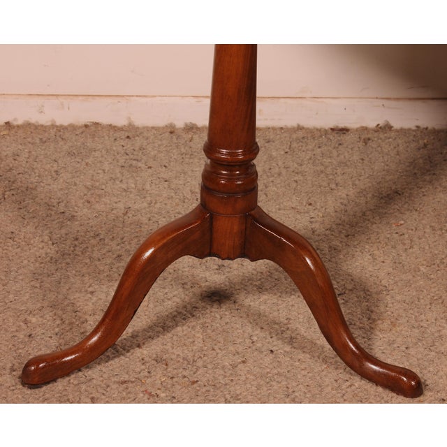 Small 18th Century Mahogany Tea Table For Sale - Image 4 of 9
