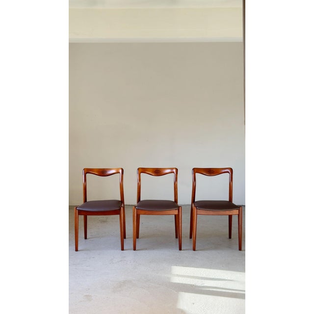 Brown Teak Dining Chairs with Rosewood Joint Detail attributed to H.W. Klein for Bramin, 1960s, Set of 6 For Sale - Image 8 of 18