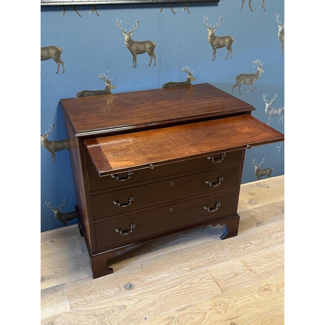 18th Century Chest of Drawers For Sale - Image 6 of 10