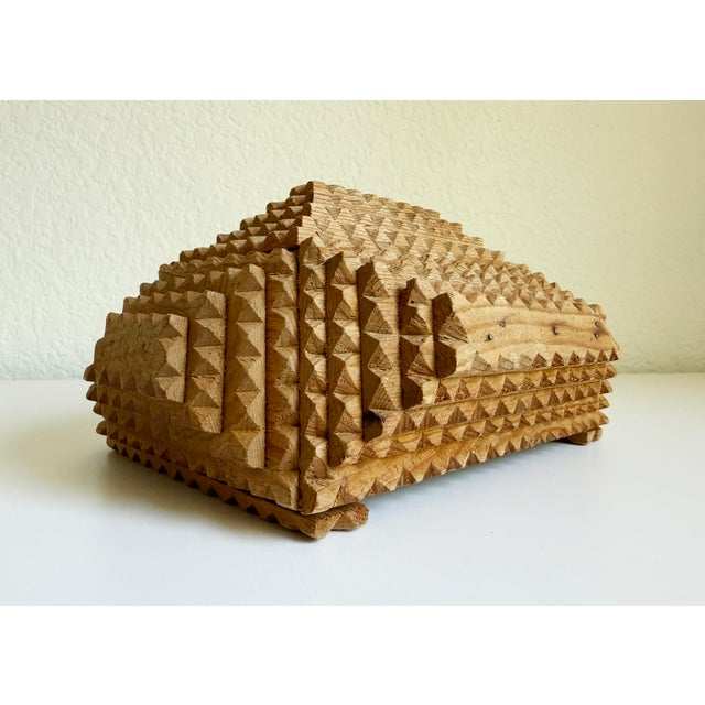 Antique Tramp Art Box With Large Chip-Carving, Early 20th Century For Sale In Sacramento - Image 6 of 13