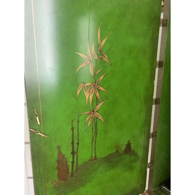 Wood Italian Baroque‑Style Green Chinoiserie Lacquer Bar Cabinet. 20th Century. For Sale - Image 7 of 10