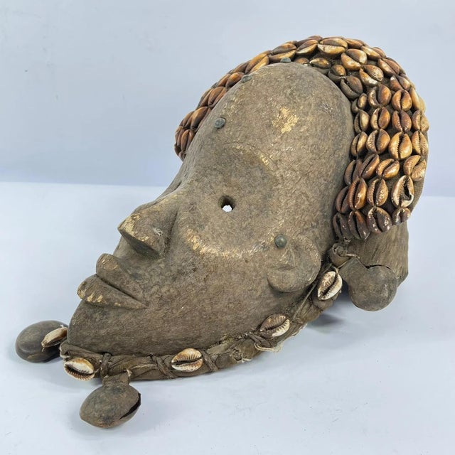 African Early 20th Century Dan Deangle Mask For Sale - Image 3 of 9