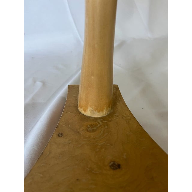 Champagne 1980s Italian Hollywood Regency Oyster Burl Kidney Console Table With Carved Swans For Sale - Image 8 of 12
