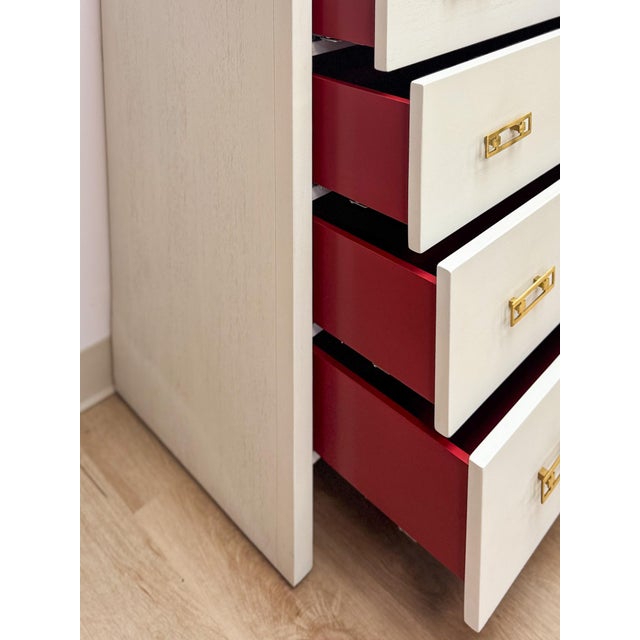 Coastal Mitchell Gold Bob Williams White Dresser, Brass Handles, 8 Drawer For Sale - Image 9 of 13
