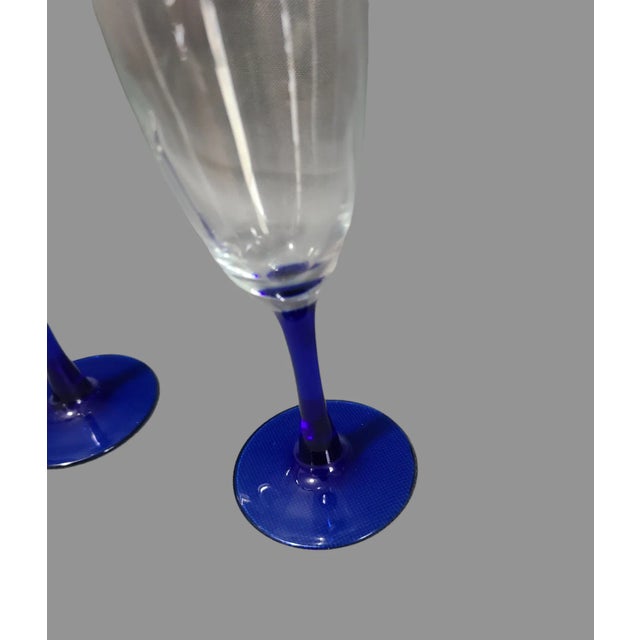 French Vintage Luminarc French Cobalt Blue Stem Flute Champagne Glasses- a Pair For Sale - Image 3 of 5